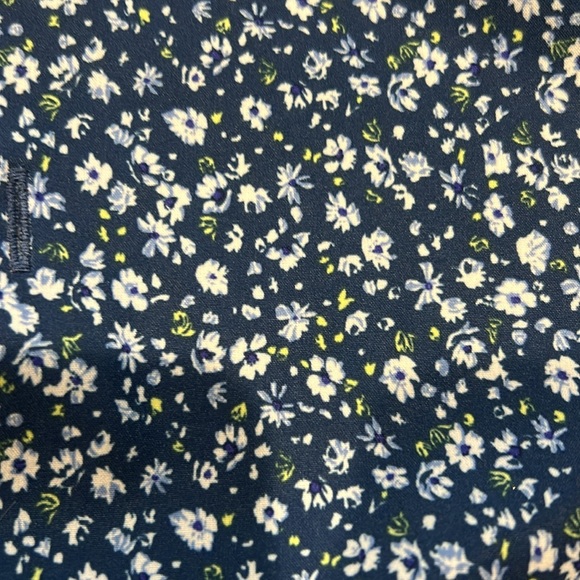 modern men’s button down dress shirt - Picture 3 of 3